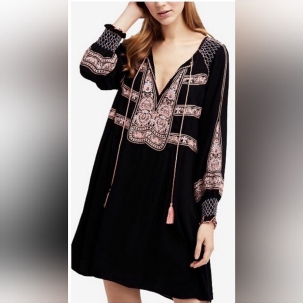 NWOT Free People ๐ค Small Wind Willow Embroidered Tunic Dress Black New $128 Ret - Picture 7 of 15